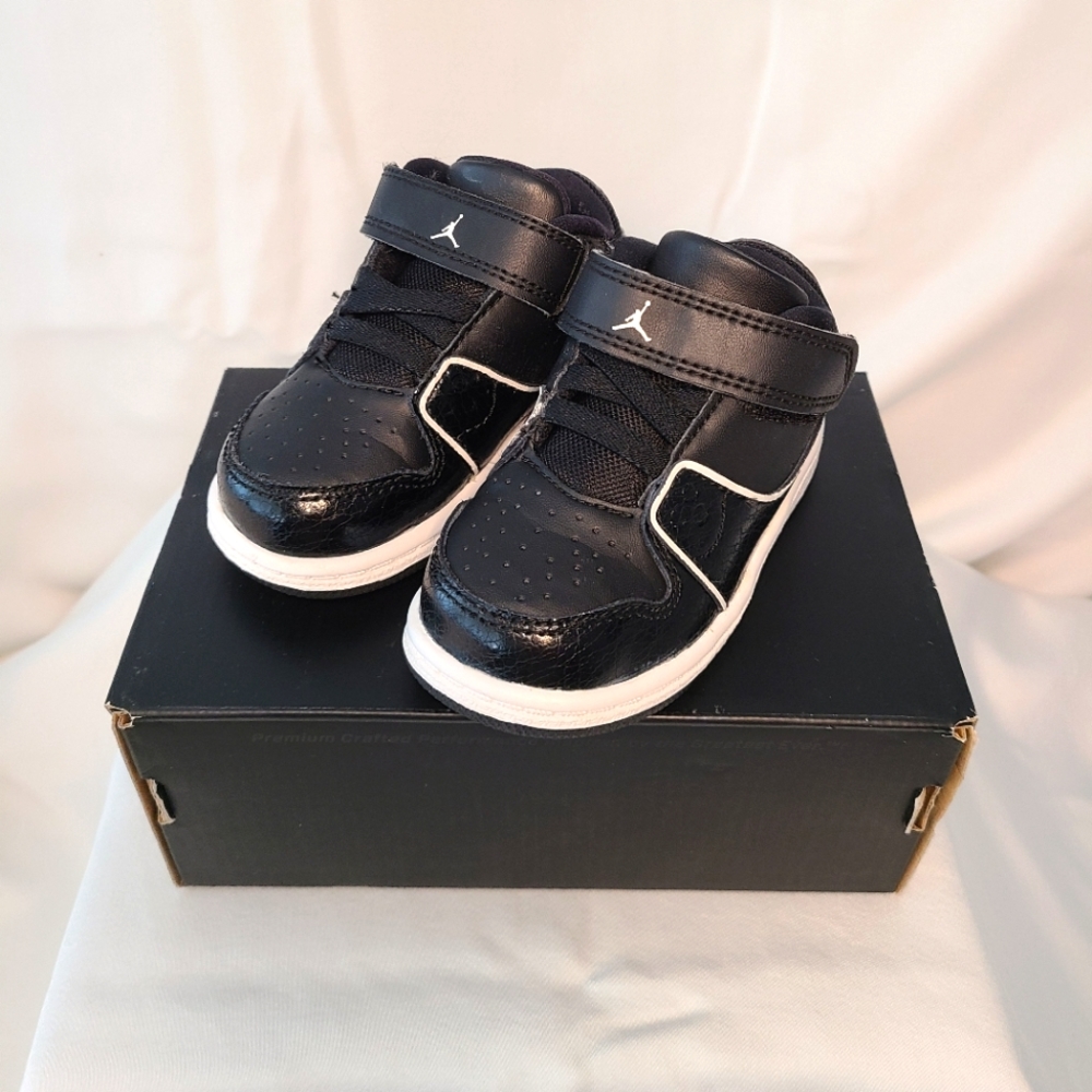 Jordan 1 Flight 2 Low size 5c